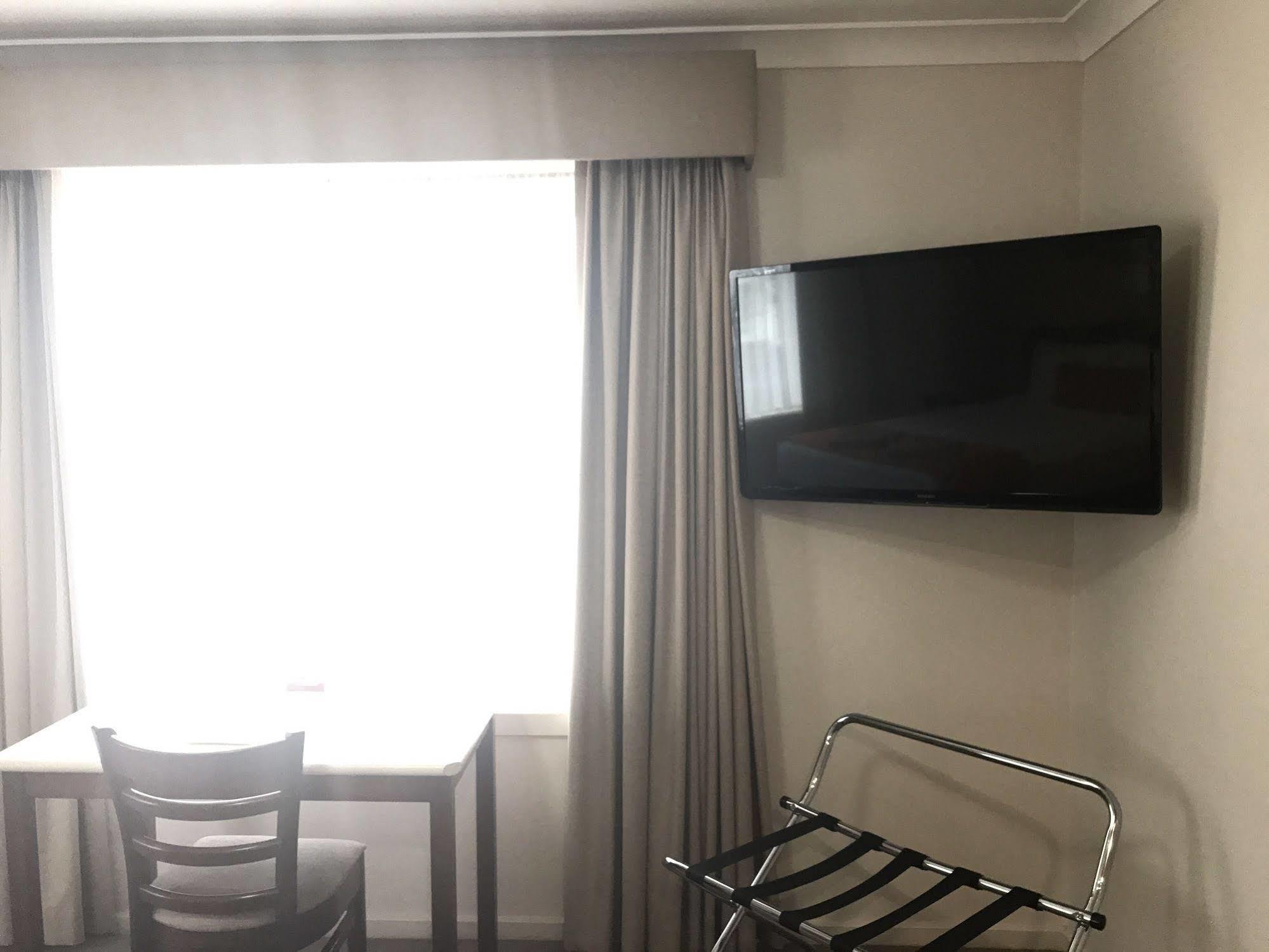 Endeavour Court Motor Inn Dubbo Exterior photo